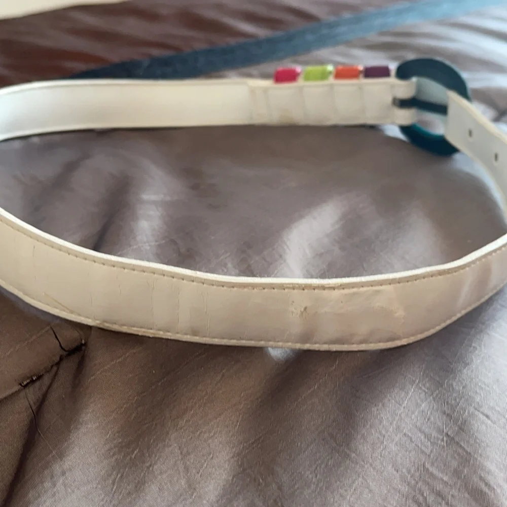 R J Graziano Vintage Belt, White with multiple colors, Vintage Condition